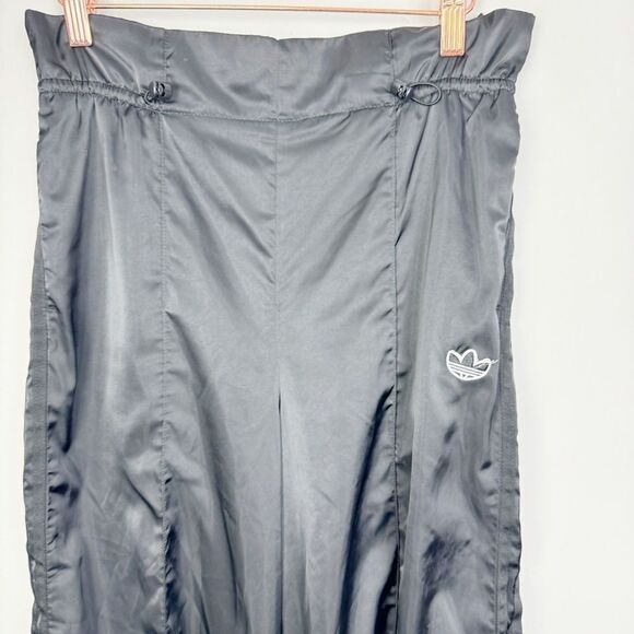 ADIDAS ORIGINALS | 7/8 Length Wide Leg Satin Look Track Pants Women’s Size Small - Picture 7 of 15